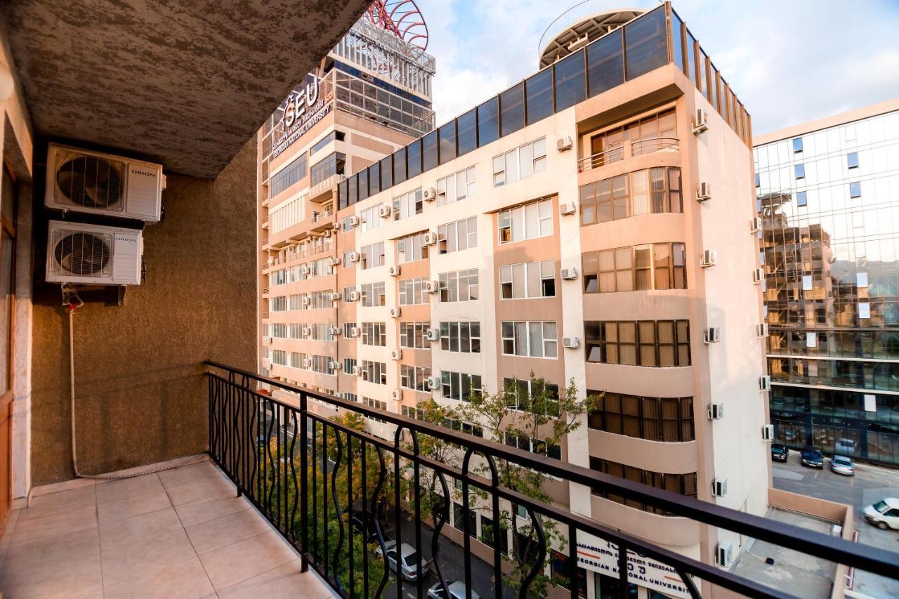 Dat Exx Apartments Tiflis Dış mekan fotoğraf